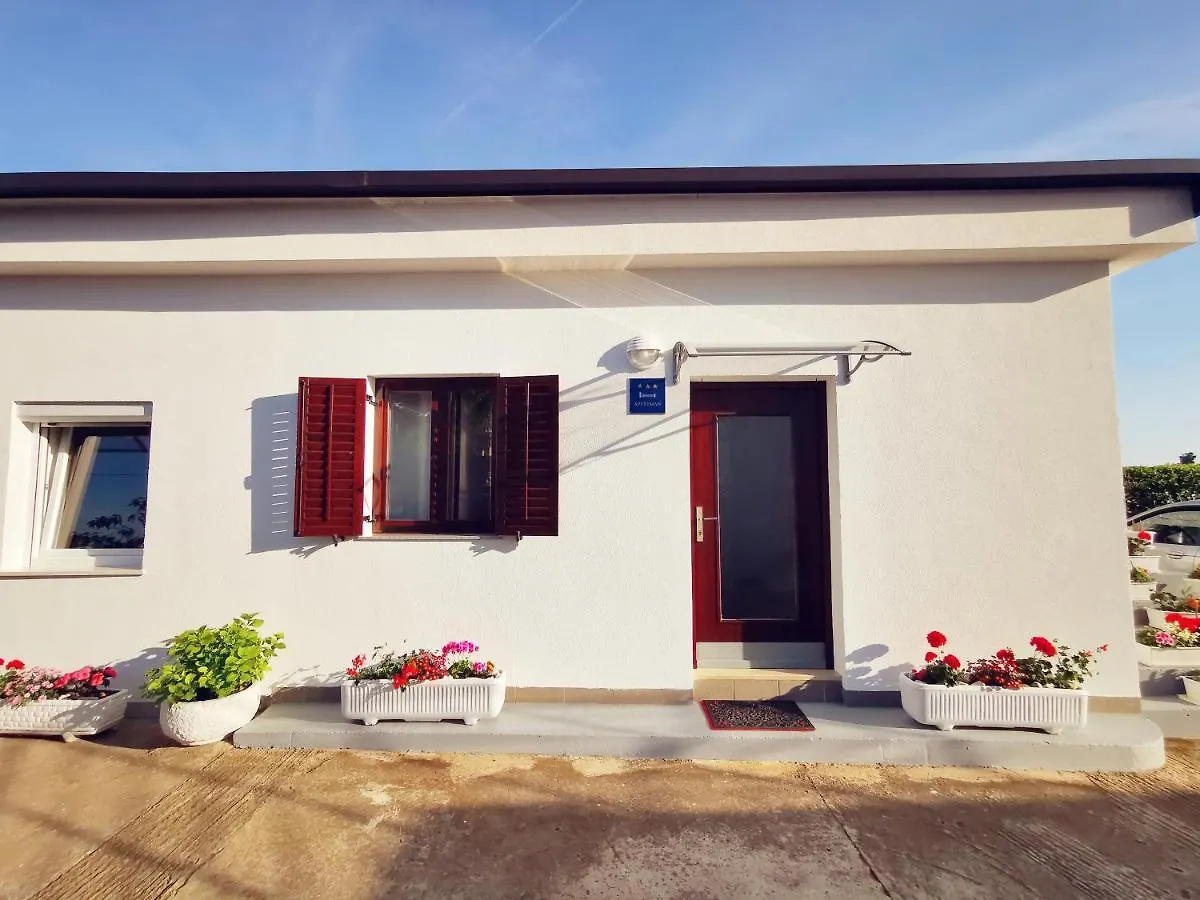 Apartman Ema Fazana