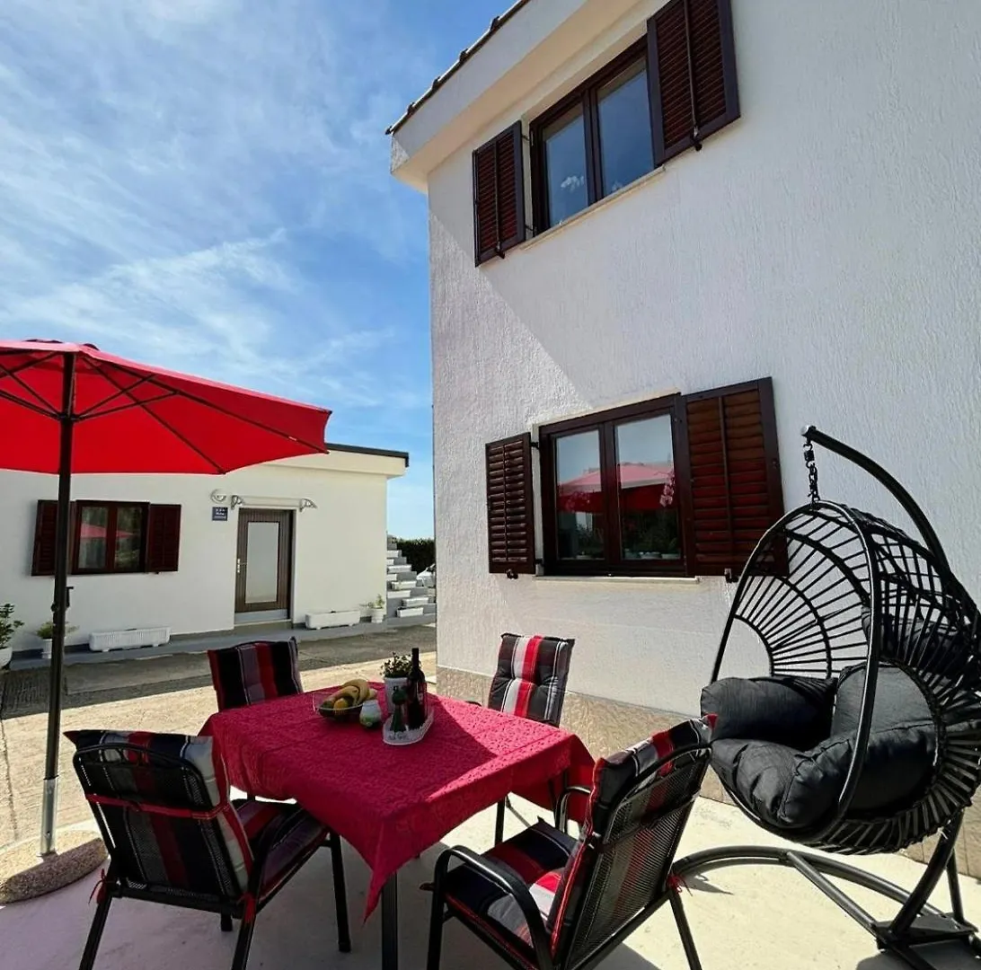 Apartman Ema Fazana